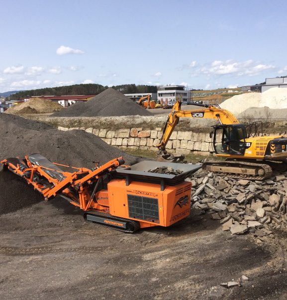 TRAKTORIEM-Rockster-R700S-Impact-Crusher-Prallbrecher-Asphalt-Recycling-Austria-03 TRAKTORIEM-Rockster-R700S-Impact-Crusher-Prallbrecher-Asphalt-Recycling-Austria-03