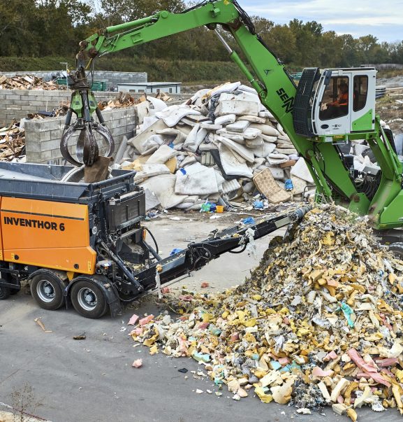 Doppstadt_Live_Stream_Inventhor6_Methor_MakingOff_Matrazen_Sperr Doppstadt_Live_Stream_Inventhor6_Methor_MakingOff_Matrazen_Sperrmuell_HQ41.jpg